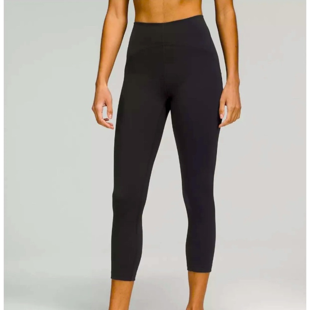 ✨ Lululemon ✨ Athletica Instill High-Rise Tight Crop 23” Black Legging 6